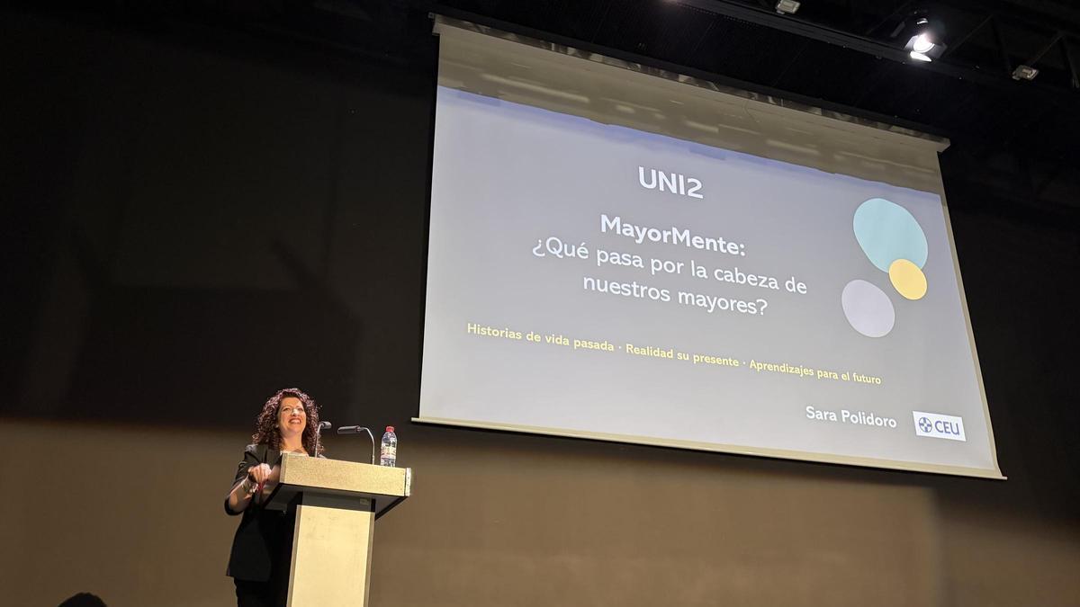 260 estudiantes de Bachillerato de Alicante participan en la décima edición de UNI2, el proyecto del CEU que busca impulsar iniciativas para mejorar el bienestar de las personas mayores.