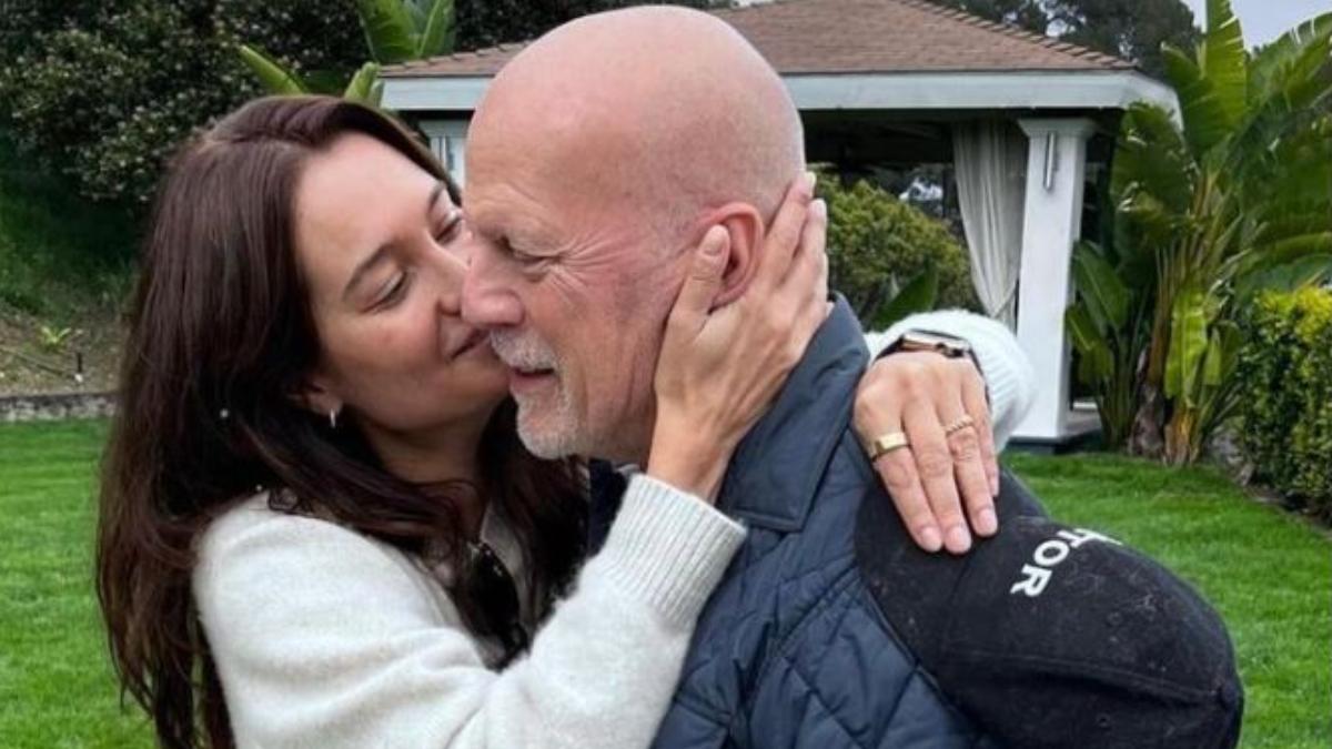 Bruce Willis, visto en las calles de California, tras meses de lucha contra la demencia frontotemporal