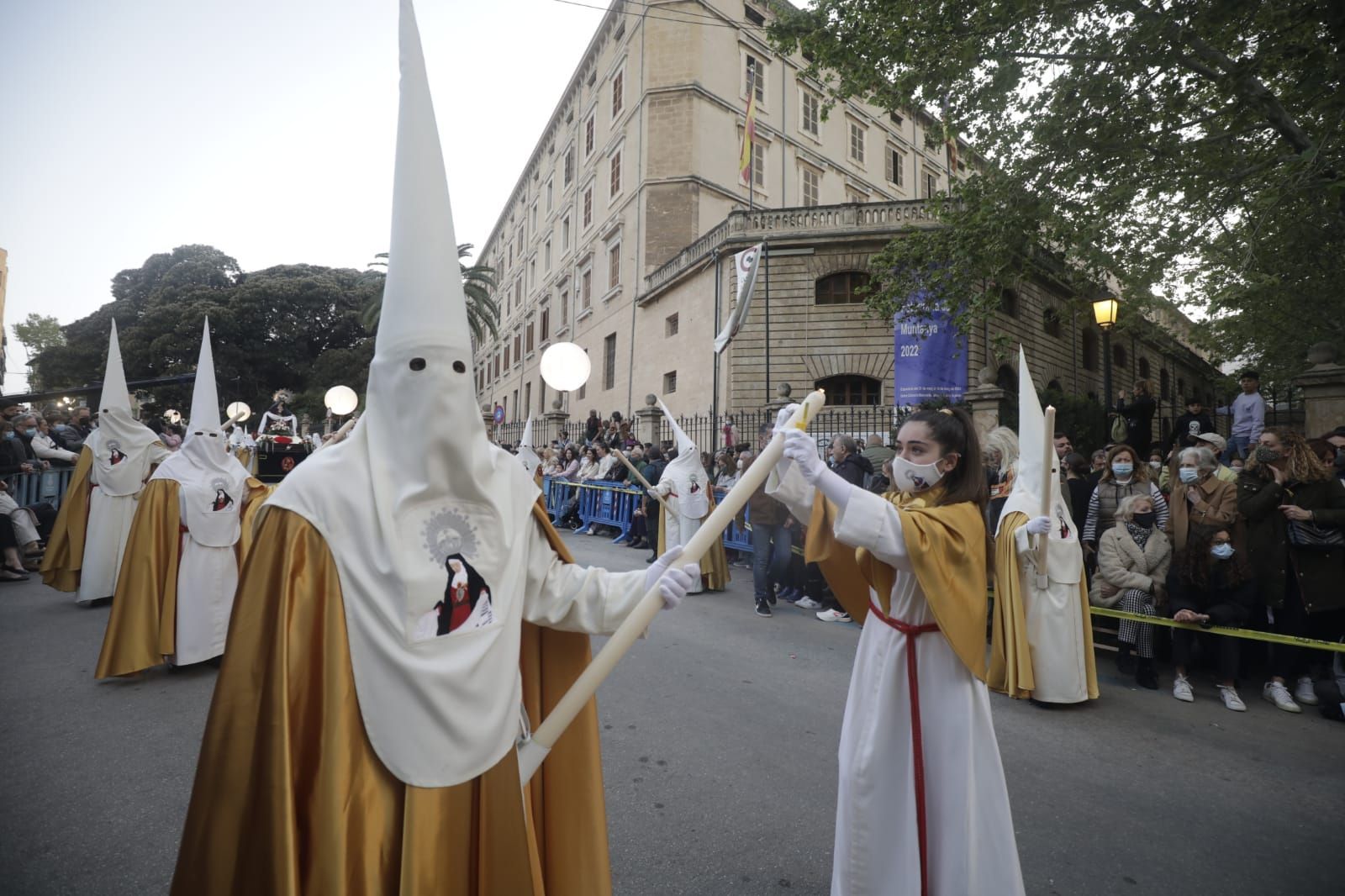 So zogen die Büßer am Gründonnerstag durch Palma de Mallorca