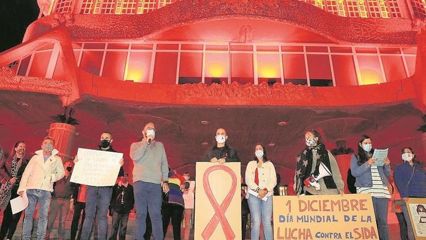 &quot;La covid se irá, pero el VIH no&quot;