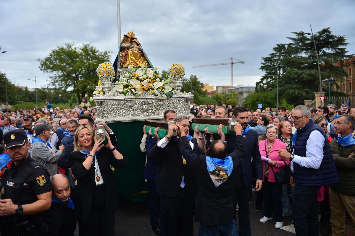 GALERÍA | La Virgen del Puerto de Plasencia inicia su histórica bajada ...