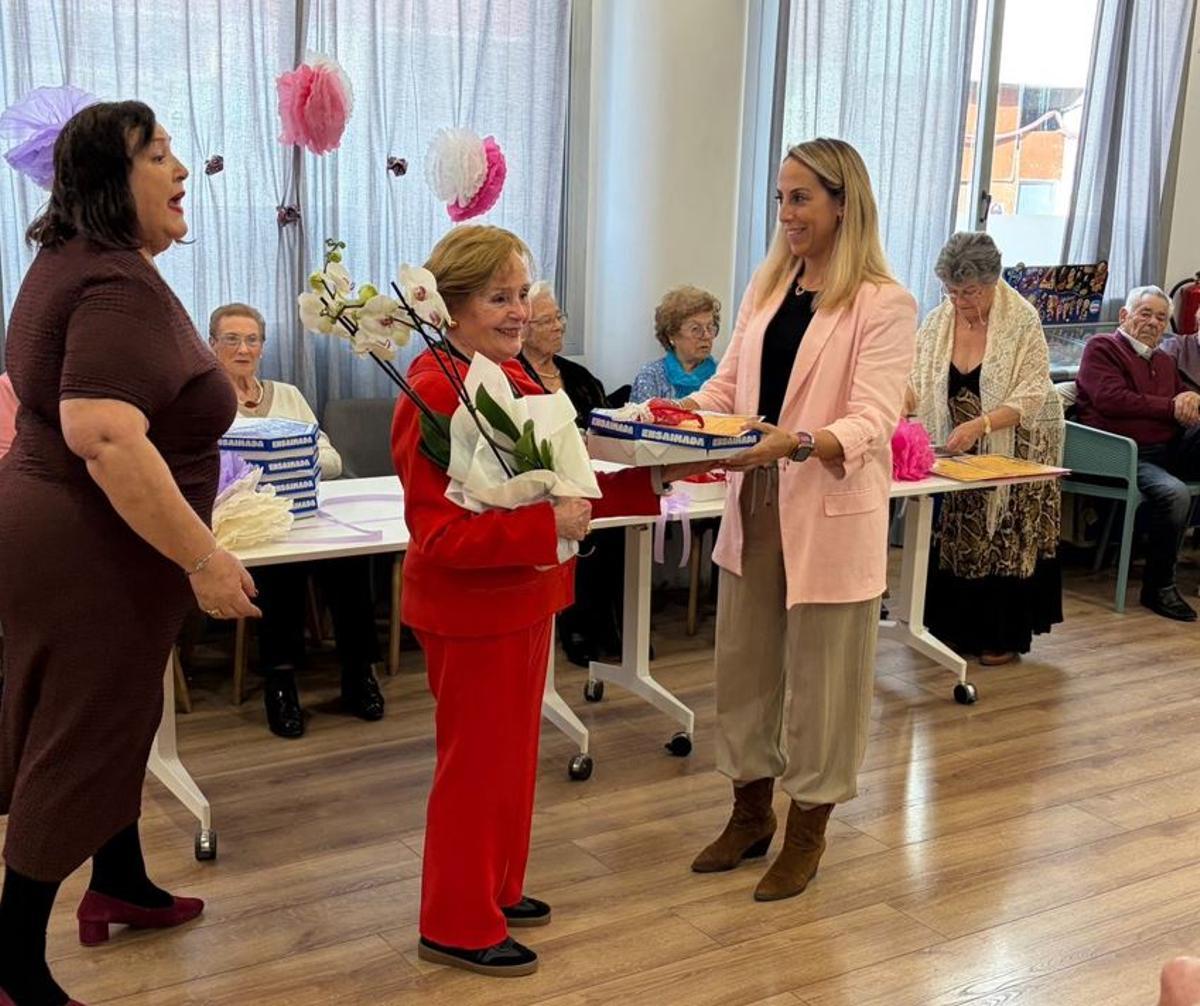 Tina Morán, una de las nonagenarias homenajeadas en el Día de la Mujer.