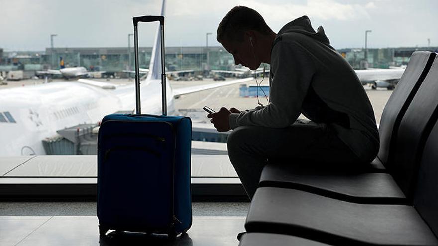 Los aeropuertos, uno de los espacios públicos con wifi.