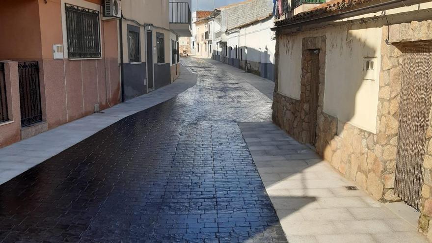 Calle Constitución de Aldehuela del Jerte.