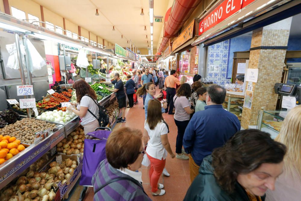 I Entrada de la Clòtxina y 60 aniversario del Mercado del Cabanyal