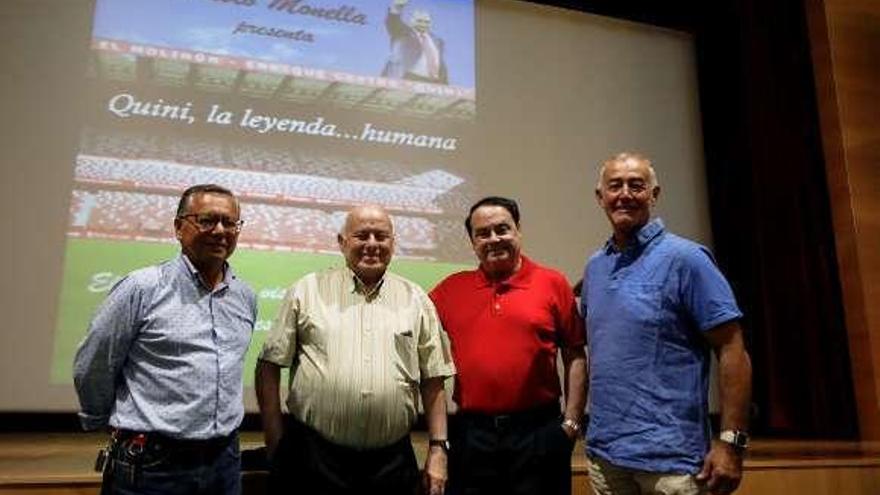 Por la izquierda, José Luis Rubiera, Fernando Fueyo, Pablo Monella y Gerardo Ruiz, en la presentación del documental.