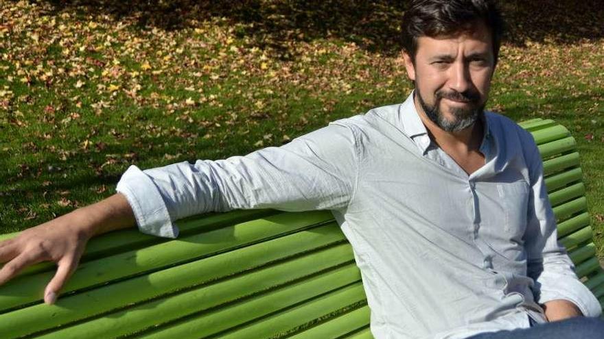 Antón Gómez Reino: &quot;Para ganar hay que agrandar En Marea, pero no tenemos que hacer un partido&quot;