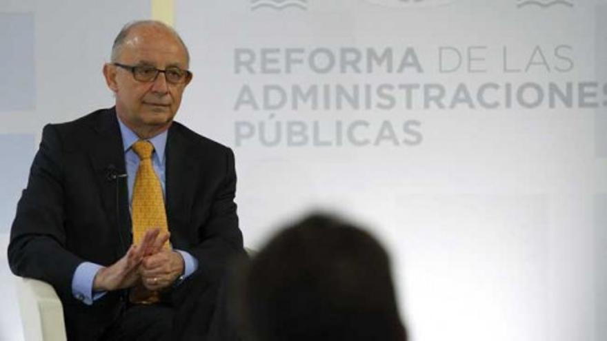 Anuncio de Montoro a las CCAA sobre el déficit