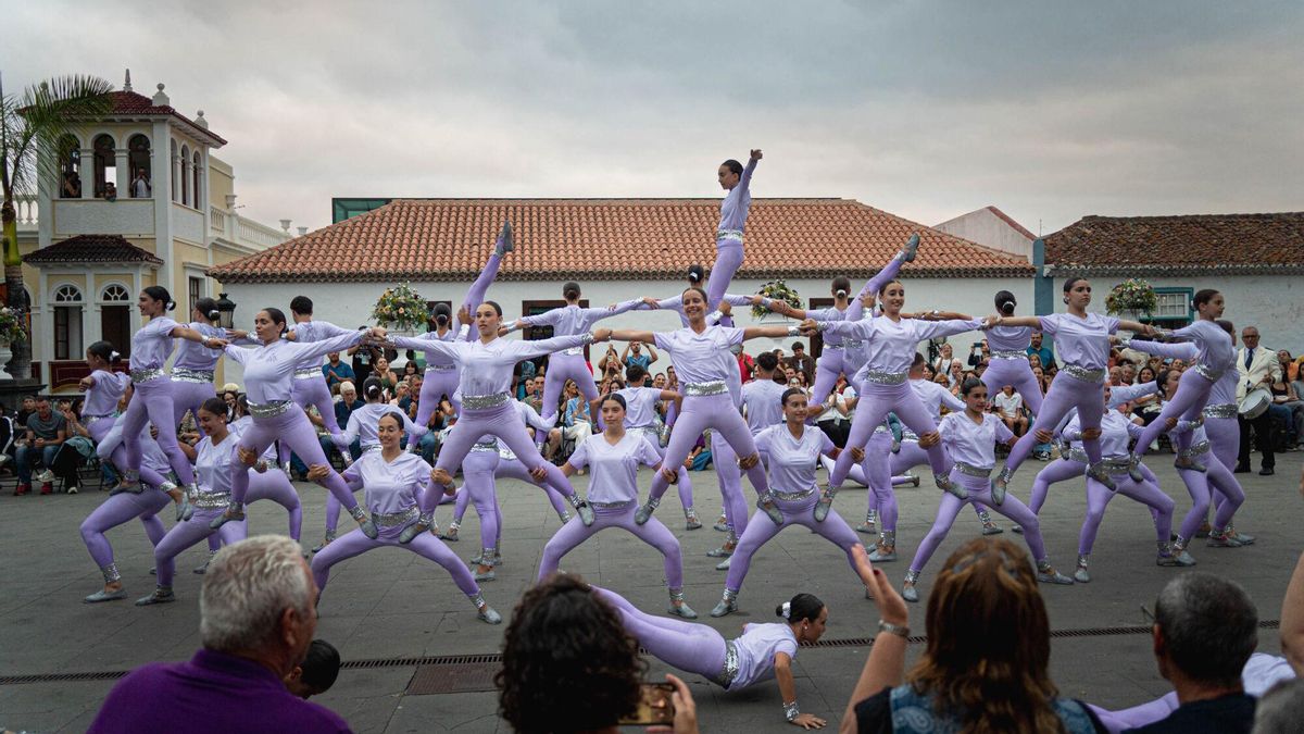 Los Acróbatas, en la Bajada de La Palma
