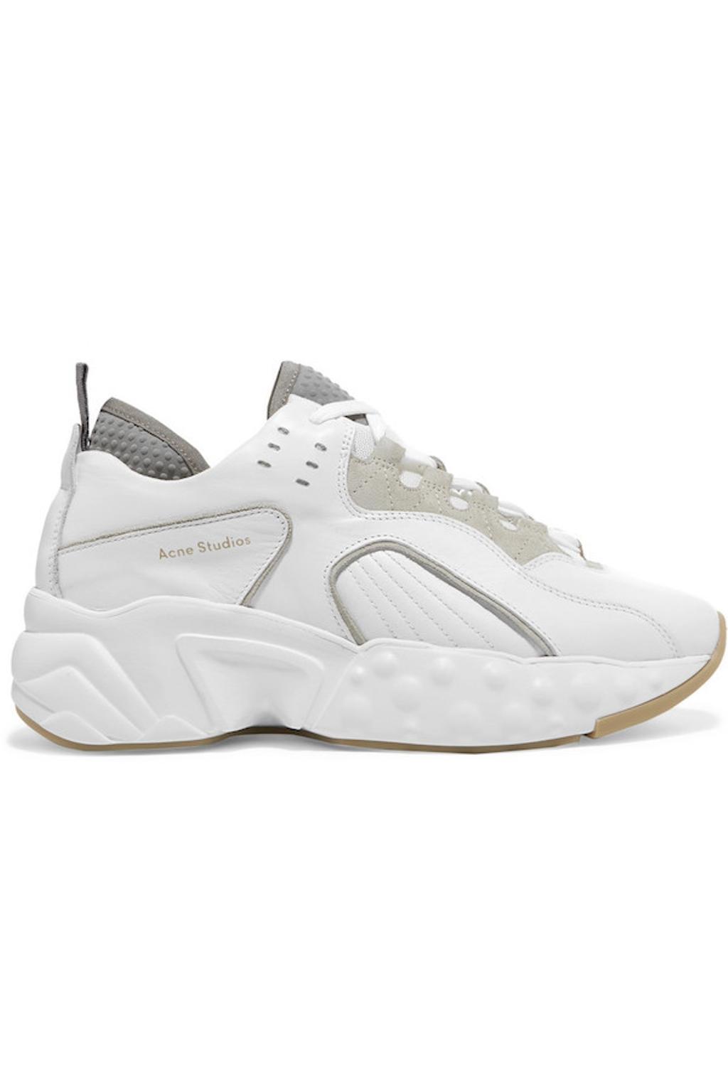 Deportivas en piel, de Acne Studios, 420 euros en Net-a-porter. 