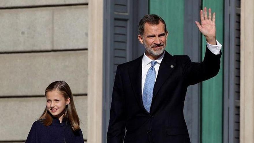 Felipe VI reconoce el impulso &quot;determinante&quot; que su padre dio a la democracia