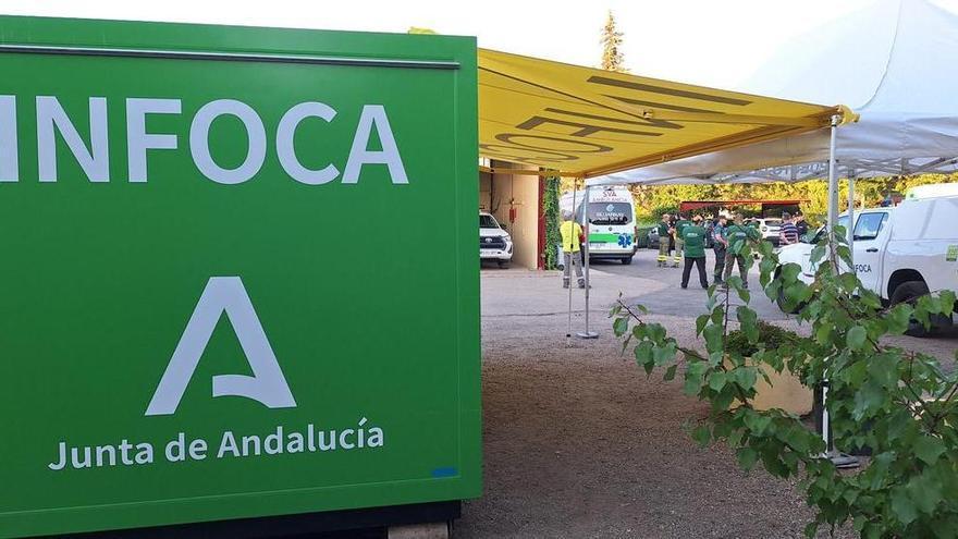 El incendio de Despeñaperros evoluciona favorablemente y podría permitir la vuelta de los 200 desalojados