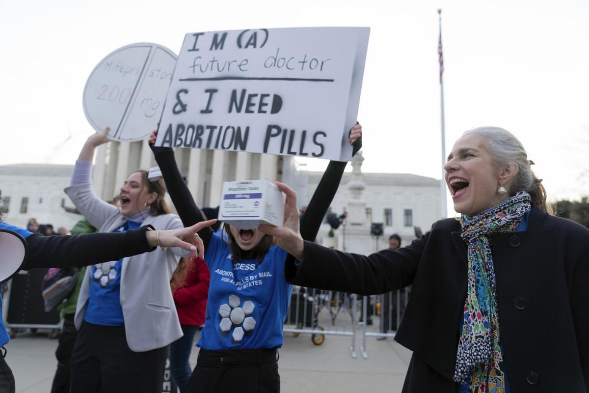 La Corte Suprema de Estados Unidos escucha argumentos sobre el fármaco abortivo mifepristona