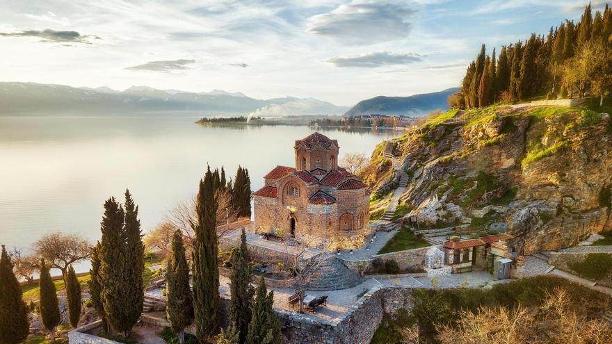 Macedonia del Norte, un destino desconocido y barato: tiene aguas cristalinas y ciudades llenas de historia