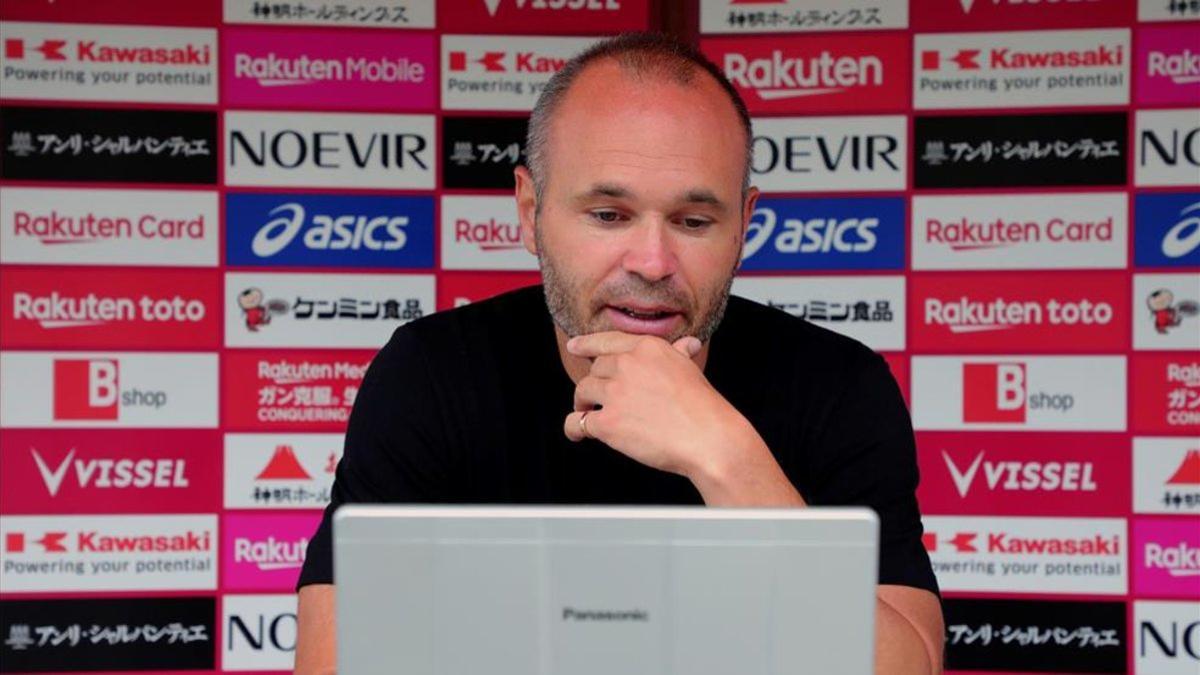 Iniesta atendió a los medios por teleconferencia