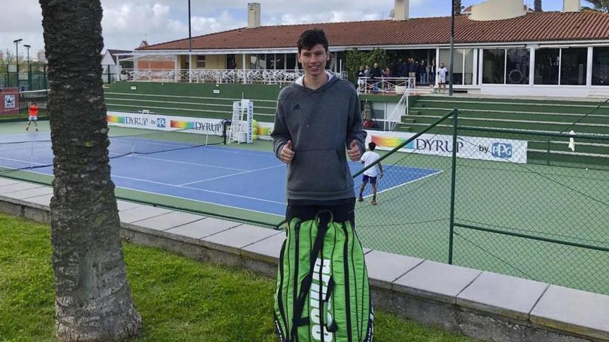 Tomás Currás. // @federaciongallega.detenis