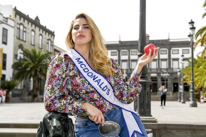 14-02-20 LAS PALMAS DE GRAN CANARIA. PLAZA DE SANTA ANA. LAS PALMAS DE GRAN CANARIA. CARNAVAL 2020. Candidata a Reina del Carnaval. Entrevista a Susana Bianca.    Fotos: Juan Castro.  | 14/02/2020 | Fotógrafo: Juan Carlos Castro