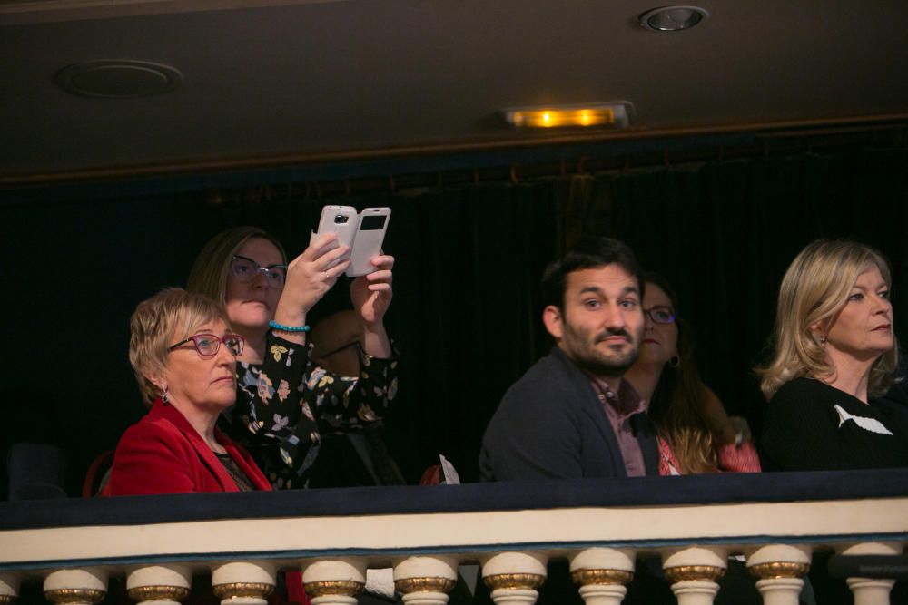 La Generalitat en pleno celebra en Alicante las cuatro décadas de la Carta Magna con un acto institucional en el Teatro Principal que llega en medio de los ataques al modelo territorial y de la alerta ultra.