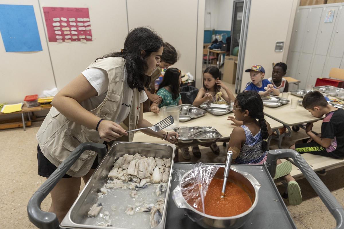 Save the Children inicia sus campamentos de verano para 2200 niños y niñas en riesgo de pobreza y de exclusión social. La organización garantiza que la infancia más vulnerable tenga las mismas oportunidades que el resto y al menos una comida saludable al día.