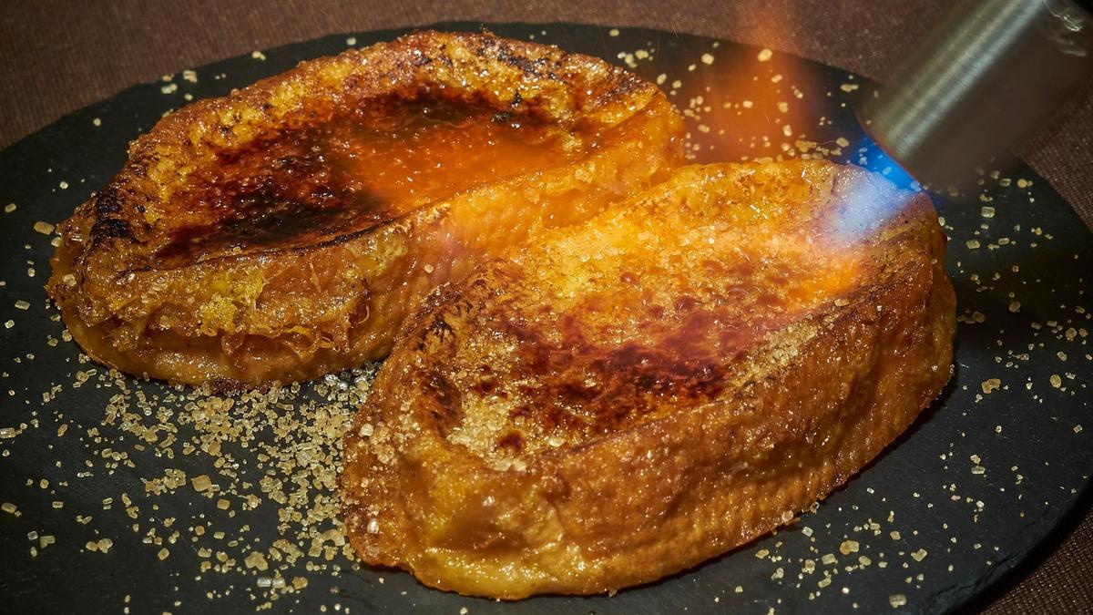 La receta definitiva para hacer la mejor torrija caramelizada.