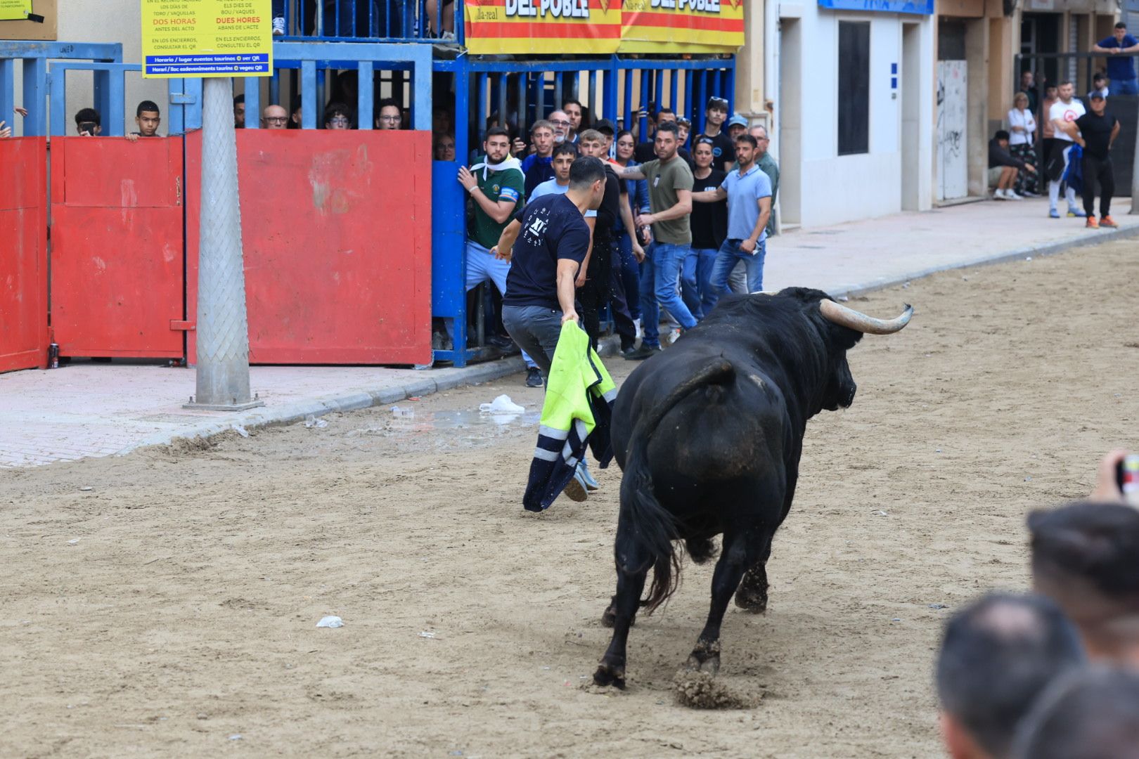 FOTOGALERÍA I Las imágenes de la segunda jornada taurina de las fiestas de Vila-real