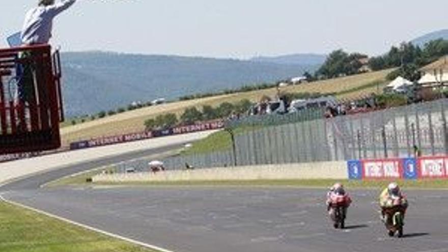 Terol gana en los últimos metros en Mugello