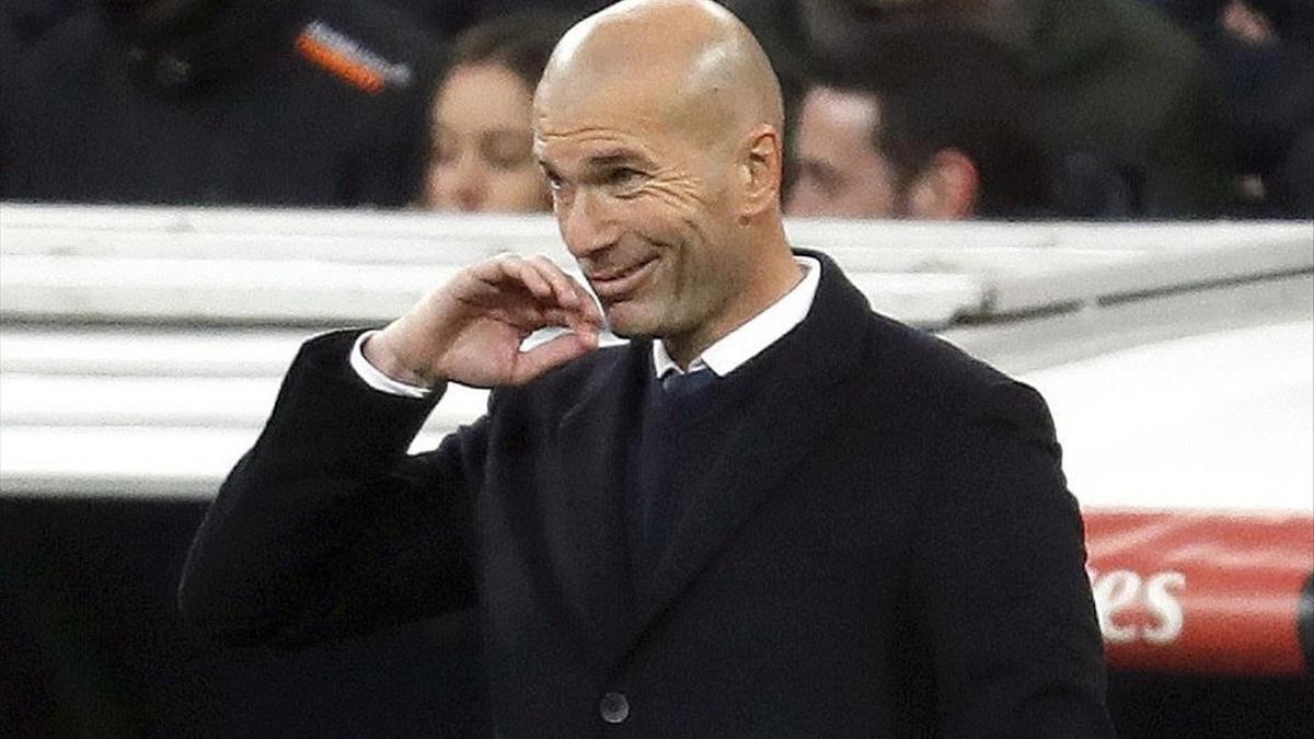 Zidane, durante el partido ante el Celta en el Bernabéu.
