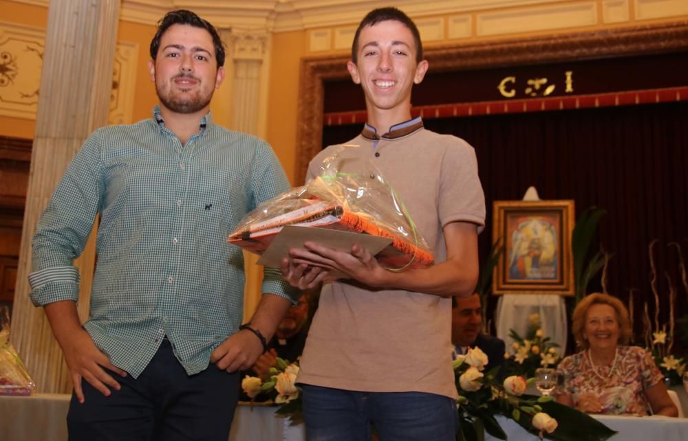 Revista de la Virgen de los Lirios en Alcoy