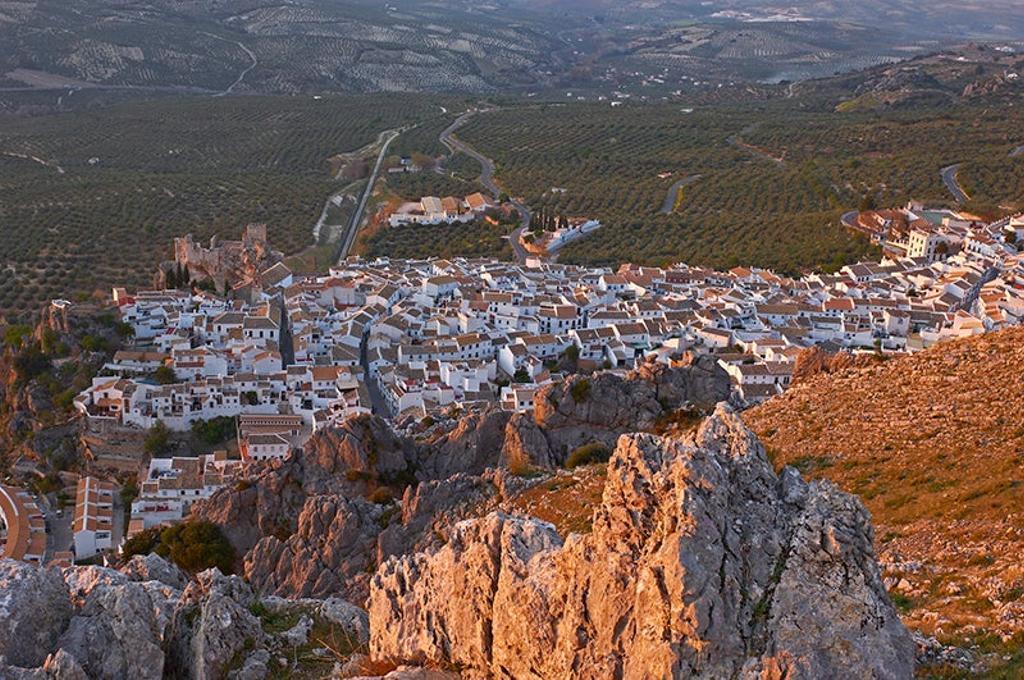 Zuheros, Sierra de la Subbetica, Cordoba