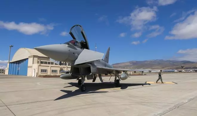 Llegada de los aviones Eurofighter a la Base Aérea de Gando, en Gran Canaria