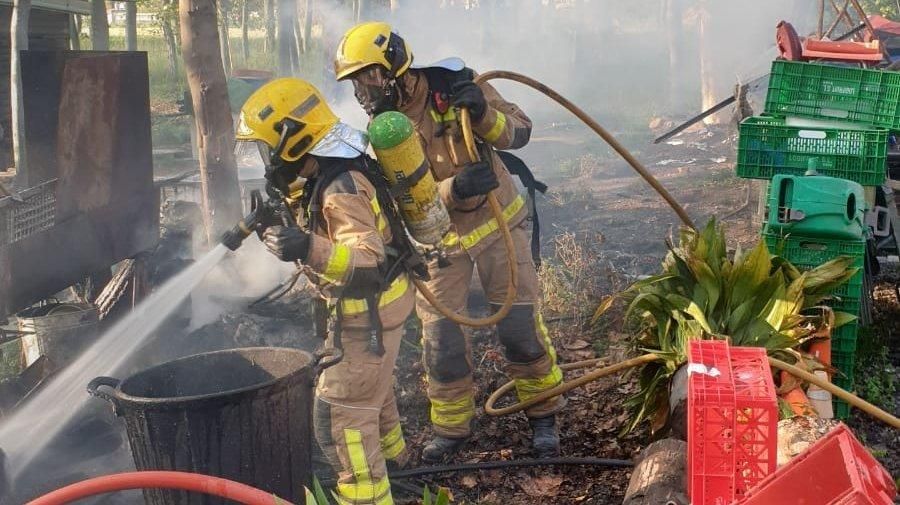 Efectius treballant en l'extinció del foc