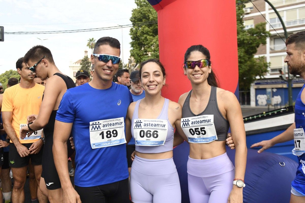 La carrera y marcha Solidaria Asteamur, en imágenes