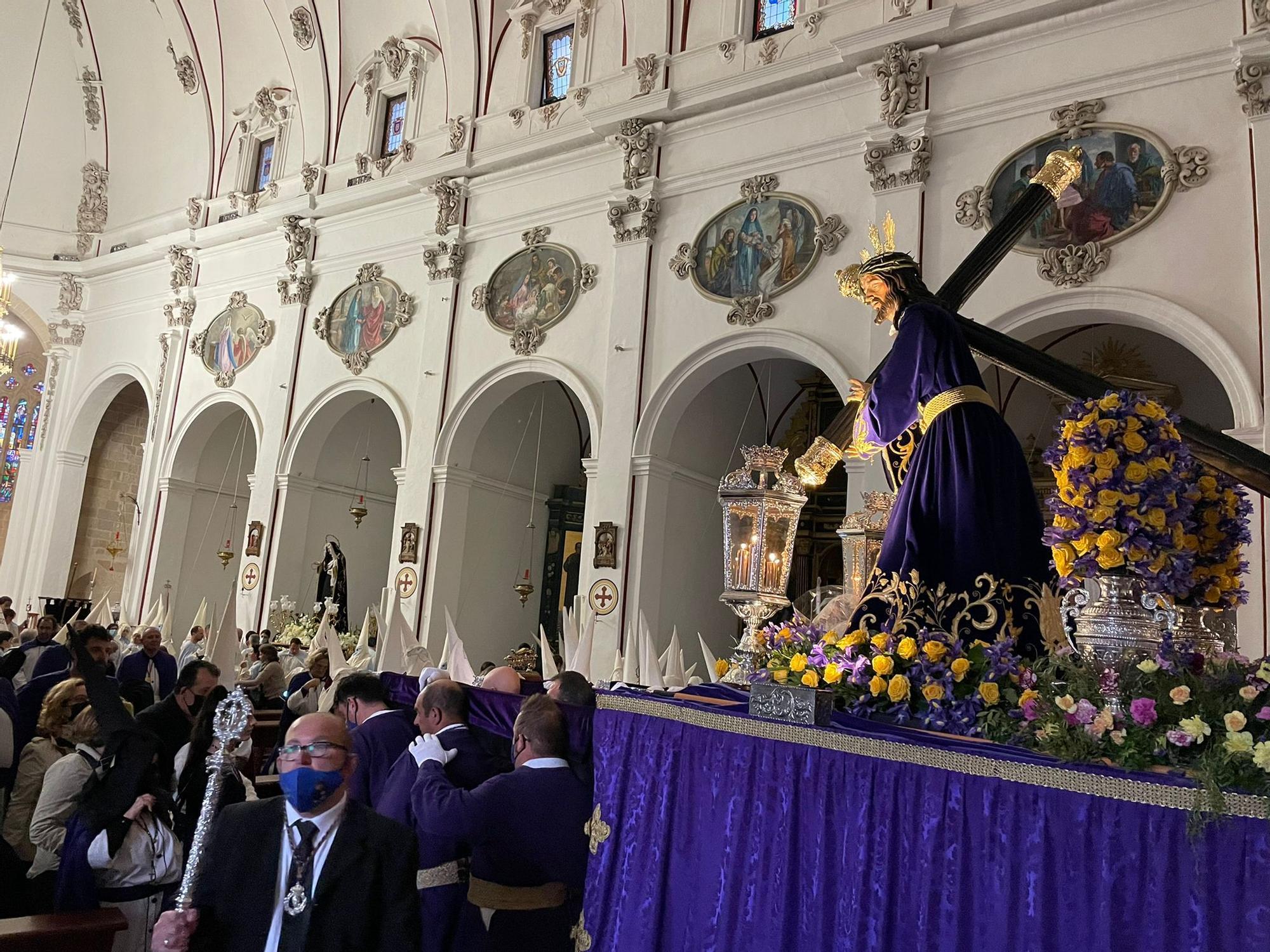 Semana Santa En Ibiza: procesión del Santo Entierro en el Viernes Santo