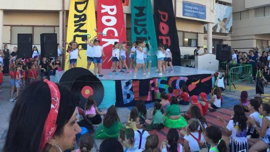 Fiesta de convivencia en el colegio Blasco Ibáñez