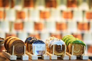 Croissant rolls de distintos sabores, uno de los productos de pastelería ideado para el publico joven, en Alimentaria.
