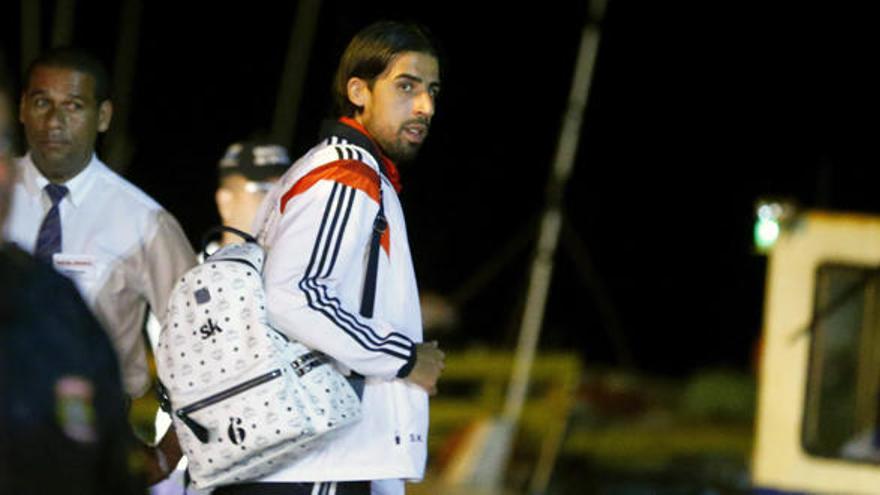 Atracan a punta de pistola a los padres de Khedira en el Mundial