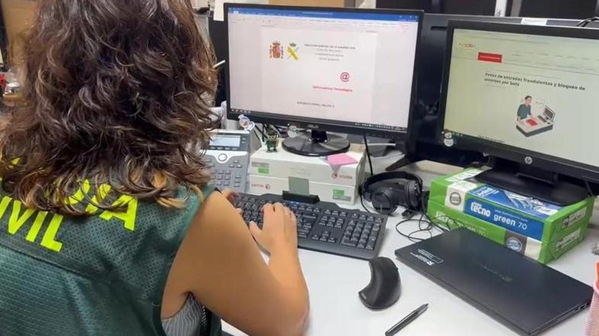 Siete investigados en Vizcaya y uno en Cantabria por estafar online con anuncios falsos de entradas de fútbol