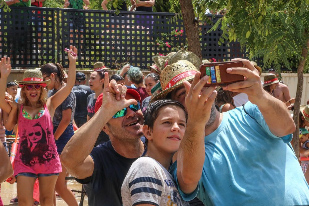 Chupinazo de las fiestas de San Jaime en Benijófar