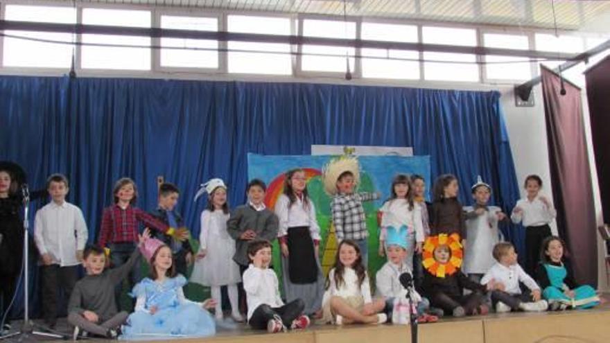 Teatre al CEIP Azorín de Monòver