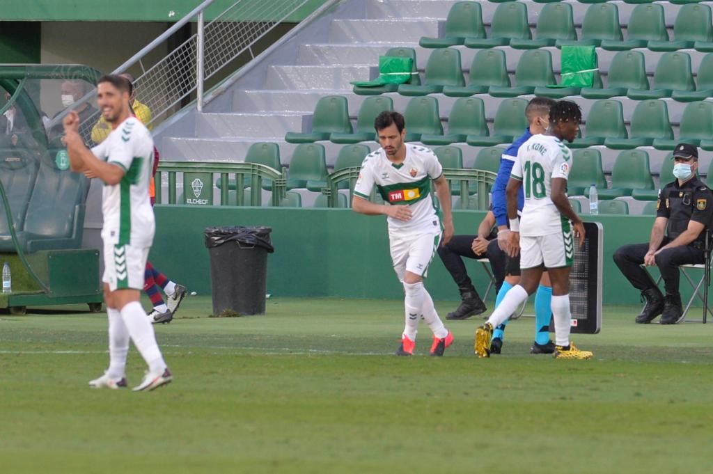 Elche - Huesca, las imágenes del partido