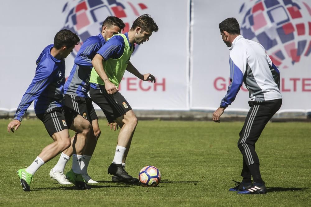 Entrenamiento del Real Oviedo 19/04/2017