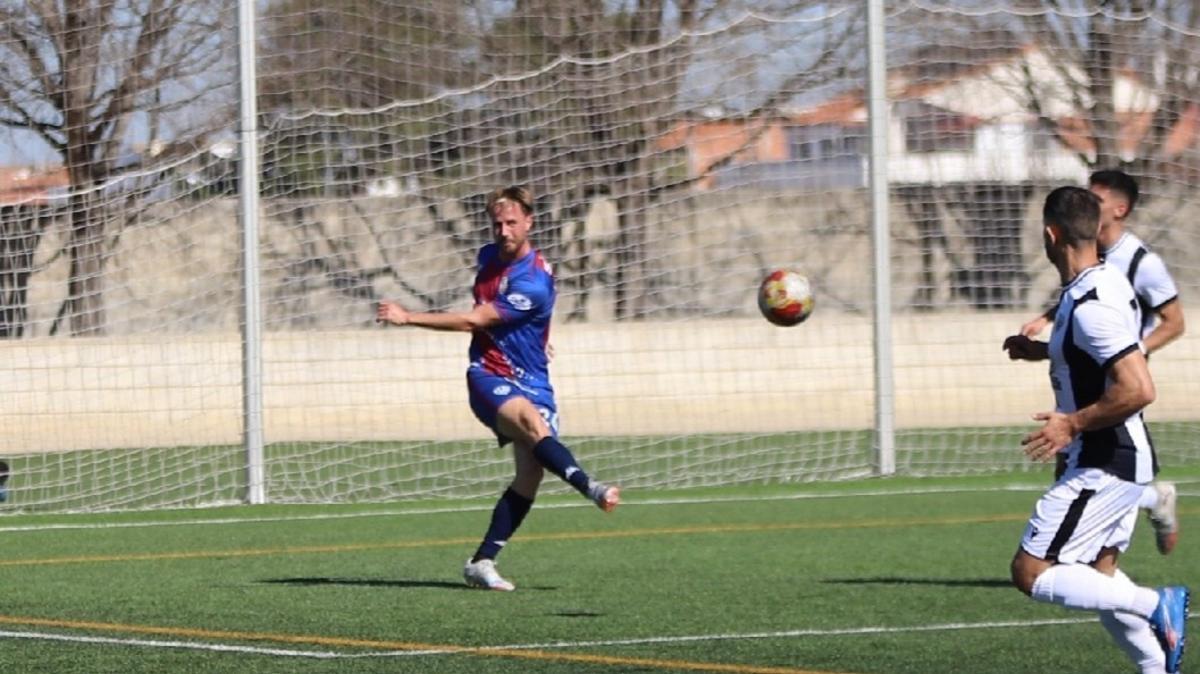 Gomis no podrá jugar ante el Hércules B por sanción.