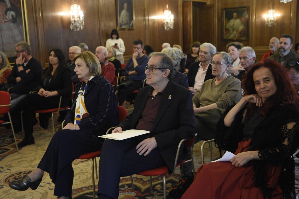 Avilés. Homenaje al escritor y dibujante Miguel Solís Santos
