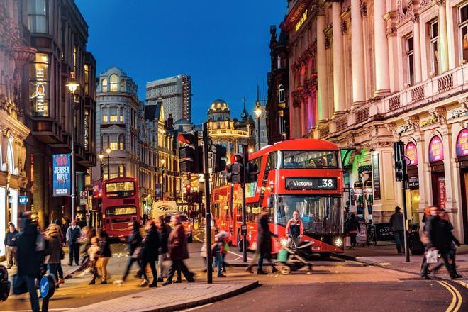 Piccadilly Circus, Londres