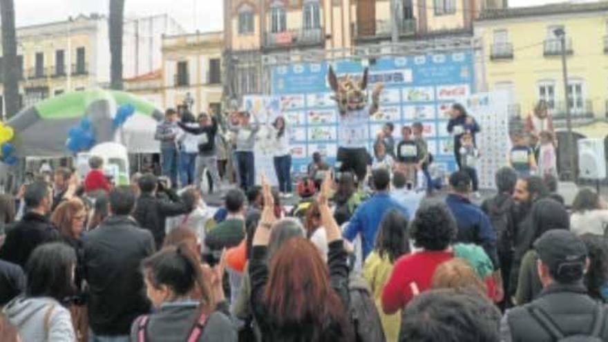 Marcha solidaria en Mérida por la inclusión