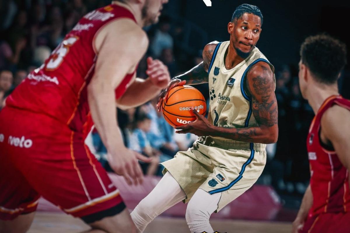 Will Clyburn tiró del Barça en ataque en la primera mitad
