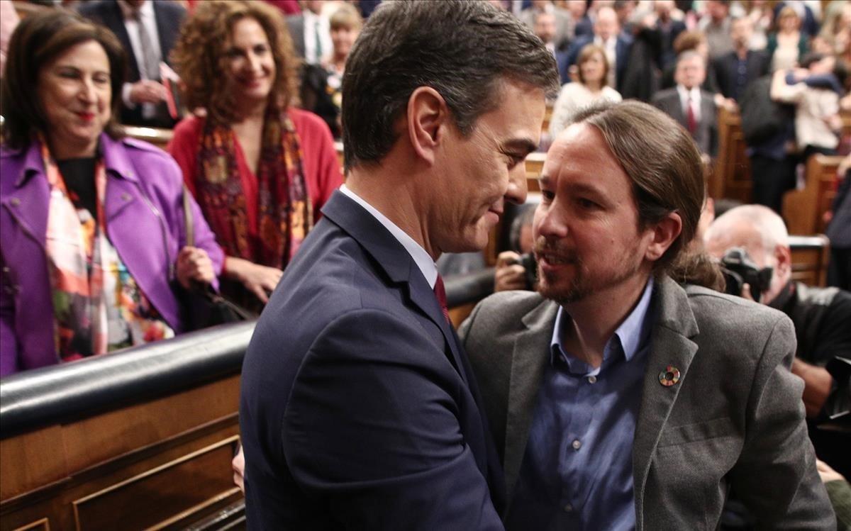 undefined51631002 el secretario general de podemos  pablo iglesias  felicita a200108195816