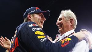 Helmut Marko, con el campeón Max Verstappen