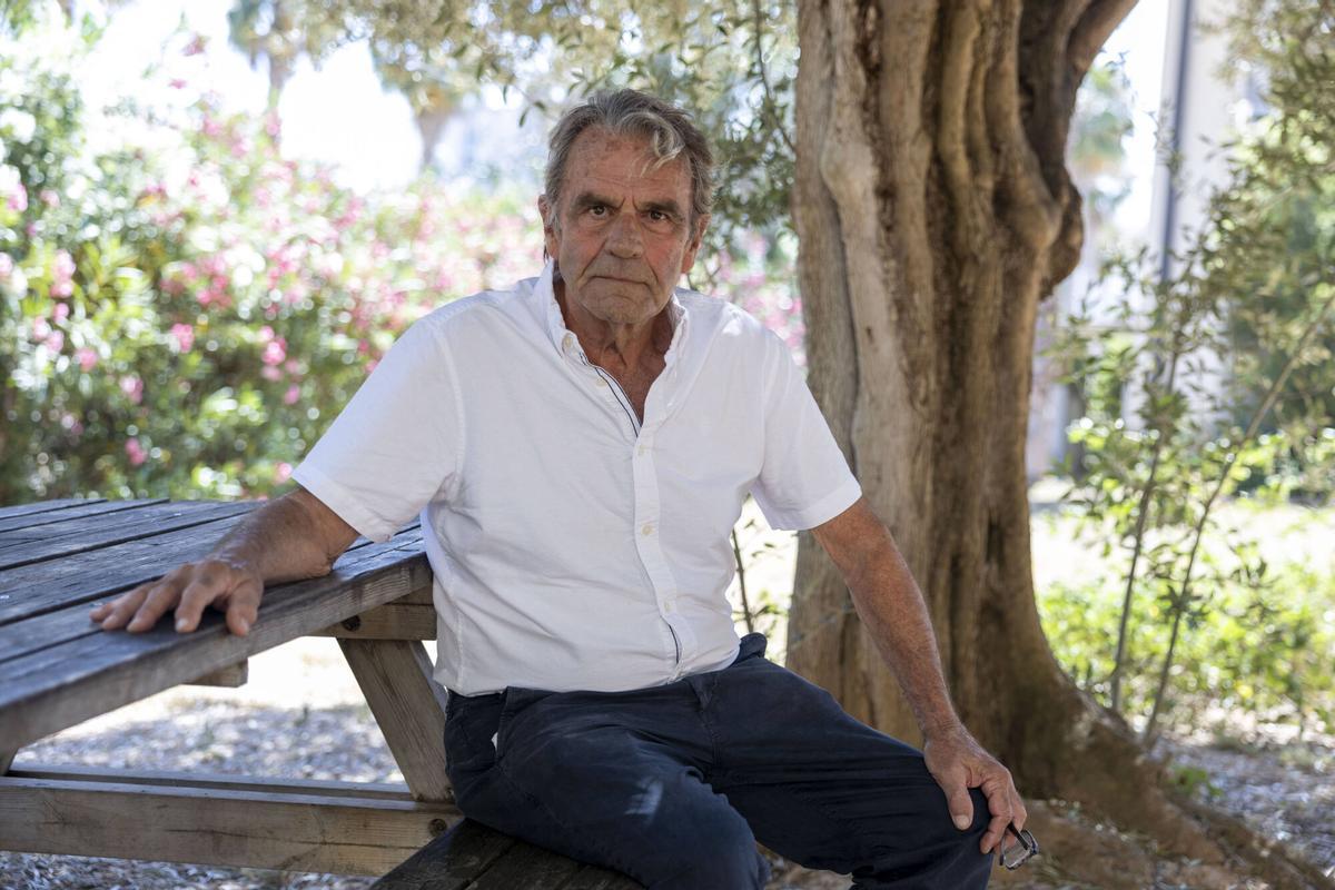 LOCAL. ANTONI PALERM, ESCRITOR