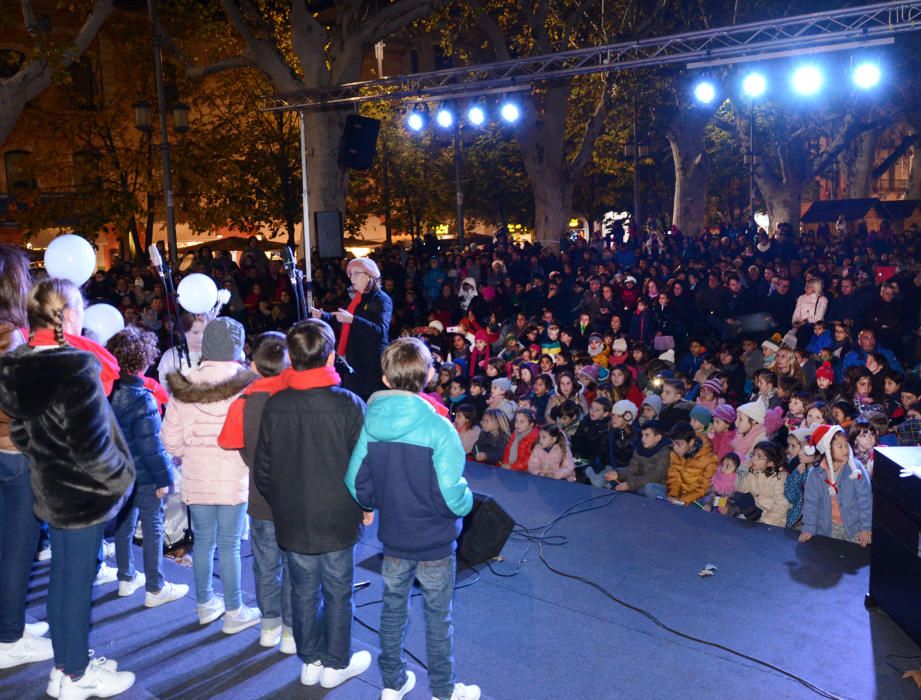 Encesa dels llums de Nadal de Figueres